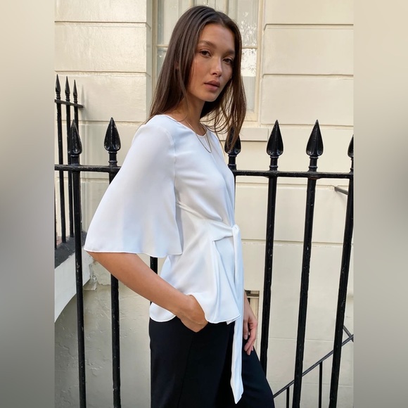 Aritzia Babaton Britannic White new Summer Vacation Formal Casual Blouse Size L - Picture 4 of 14